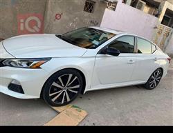 نيسان ألتيما